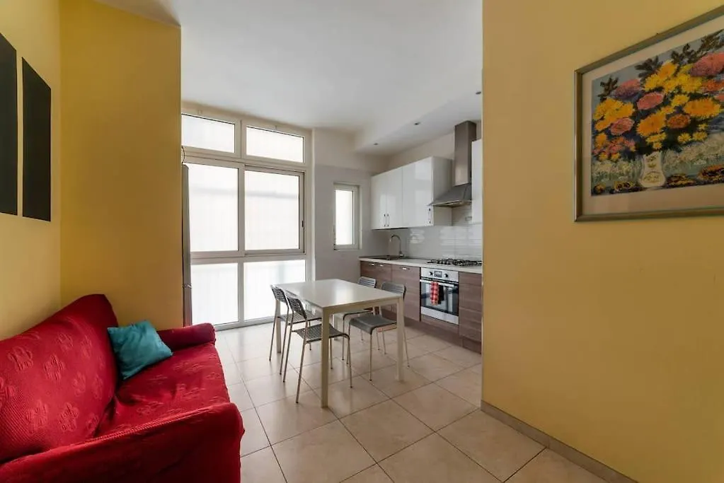 Arts House Daire Bari
