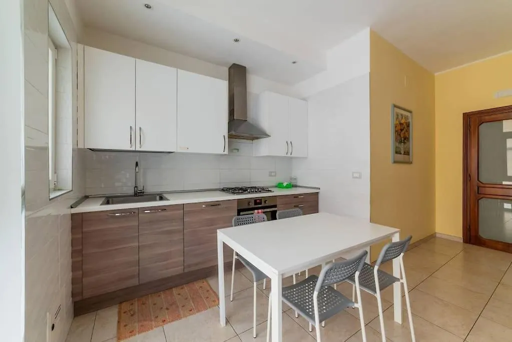 Arts House Daire Bari